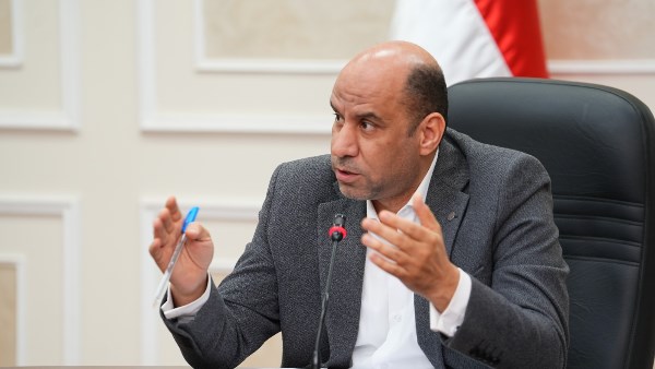 وزير العمل