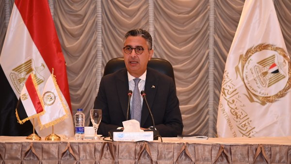  الدكتور شريف فاروق وزير التموين والتجارة الداخلية