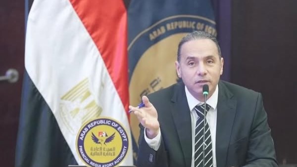  الدكتور إسلام عزام، رئيس الهيئة العامة للرقابة المالية