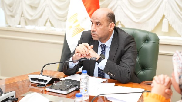 وزير العمل