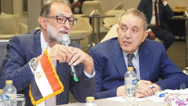 جانب من اجتماع اليوم 