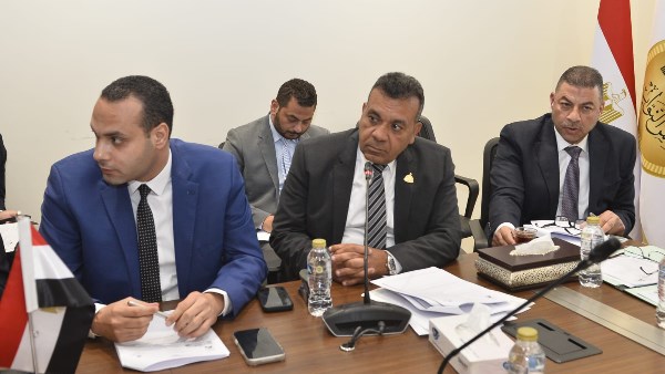 مجلس النواب يناقش رفع كفاءة وتأهيل الطرق في عين شمس 
