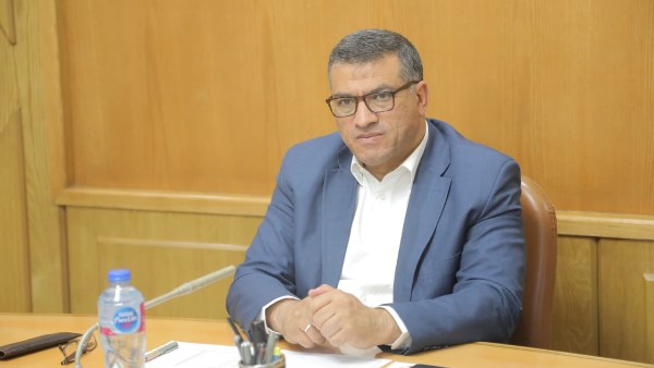 محافظ قنا 