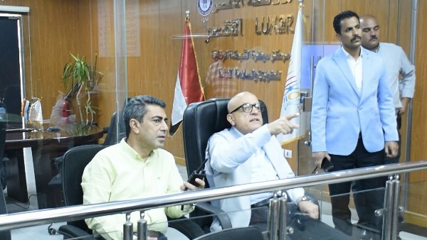محافظ الأقصر