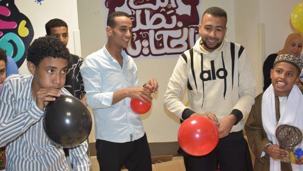شباب الأنوار المحمدية داخل مستشفي الاورمان بالاقصر