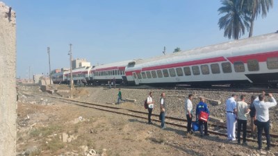 السيطرة على خروج عربات قطار في كفر الزيات بالغربية