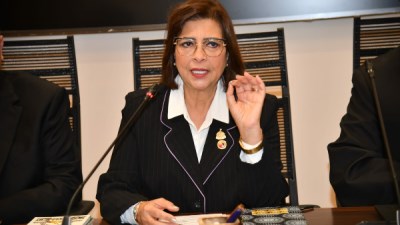  النائبة راندا مصطفى، رئيس لجنة التضامن الاجتماعي 