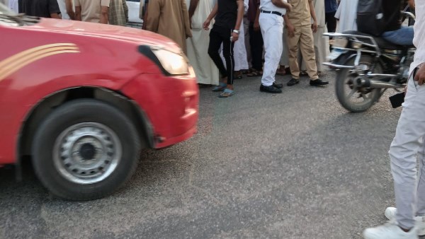 حادث اصطدام سيارة ميكروباص 
