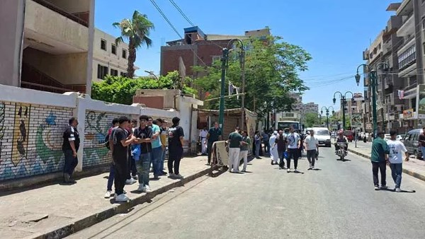 طلاب الثانوية العامة