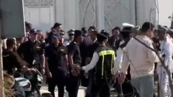  جنازة عسكرية لشهيد الواجب النقيب عبد الرحمن العدوى