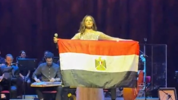  آمال ماهر