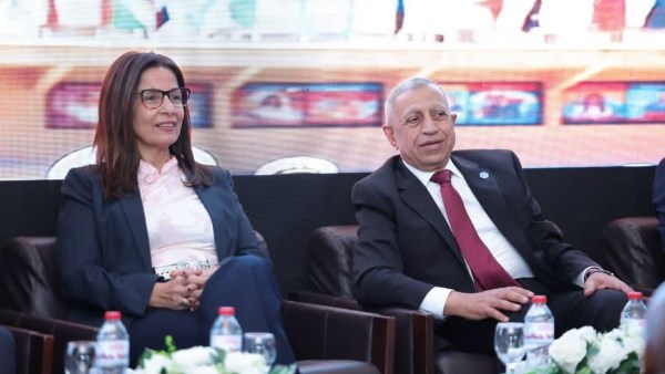 الدكتورة جيهان زكي والدكتور إسماعيل عبد الغفار