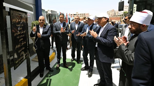 رئيس الوزراء يفتتح محطة تموين سيارات محافظة القاهرة المحوكمة بالزاوية الحمراء