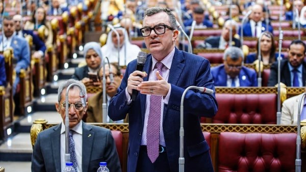  الدكتور أحمد رستم - وزير التخطيط والتنمية الاقتصادية
