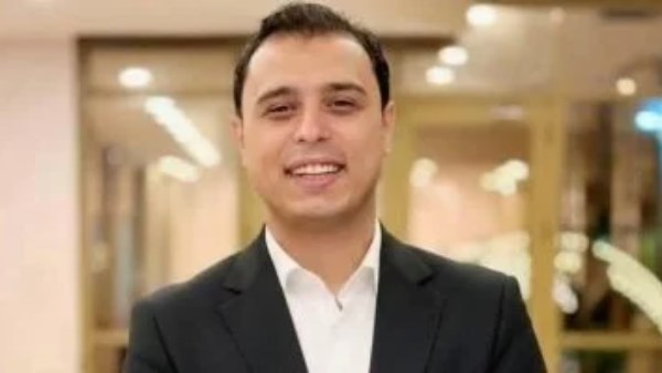 الفنان الراحل كريم عبدالعليم