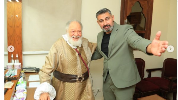 ياسر جلال مع يحيي الفخراني من عرض "الملك لير" 
