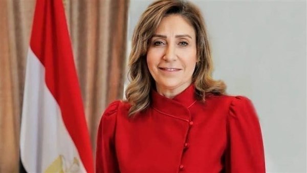  الدكتورة نيفين الكيلاني وزيرة الثقافة الأسبق
