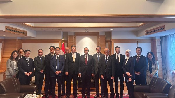 وزير الخارجية يبحث مع رابطة وكلاء السفر اليابانية زيادة السياحة اليابانية إلى مصر