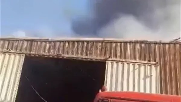 القبض على مالكي مخزن مواد غذائية وشركة أحذية بعد حريق مؤسسة الزكاة بالمرج