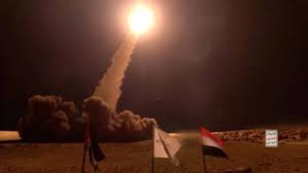 الجيش الإسرائيلي يعترض صاروخًا أُطلق من اليمن وينفذ 15 غارة على إيران  