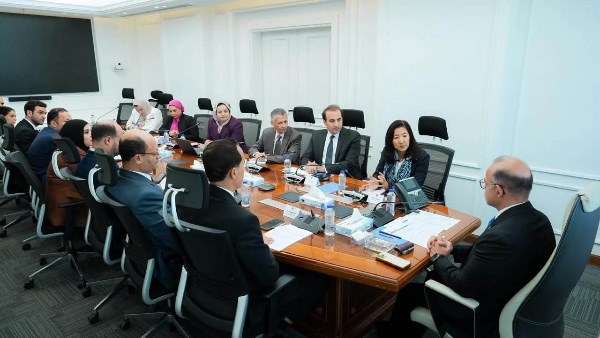 وزير الاستثمار يبحث مع برنامج الأمم المتحدة الإنمائي تعزيز التمويل المستدام وجذب الاستثمارات في مصر