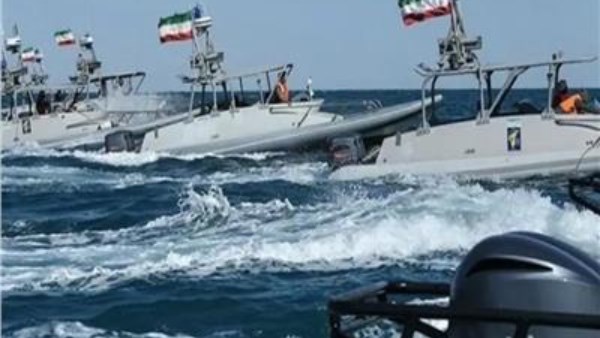 الحرس الثوري الإيراني يعلن استهداف طائرة أمريكية ومنشآت عسكرية في قاعدة الأزرق بالأردن 