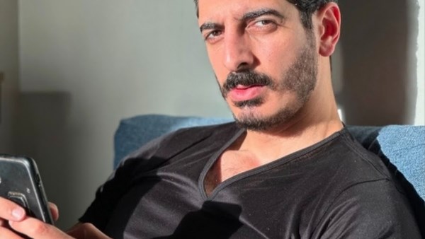 تخفيف حكم حبس “شاكر محظور دلوقتي” إلى سنة مع غرامة 100 ألف جنيه.. وفرصة أخيرة أمام النقض 