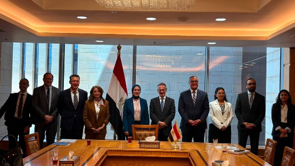  نائبة وزير الخارجية تستقبل نائب رئيس البنك الأوروبي لإعادة الإعمار والتنمية لبحث تعزيز التعاون 