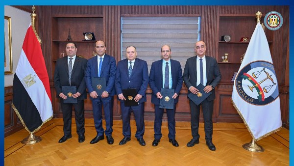 النيابة العامة توقع بروتوكول تعاون لتنظيم بيع المركبات المصادرة وتعزيز حوكمة المزادات وحماية المال العام