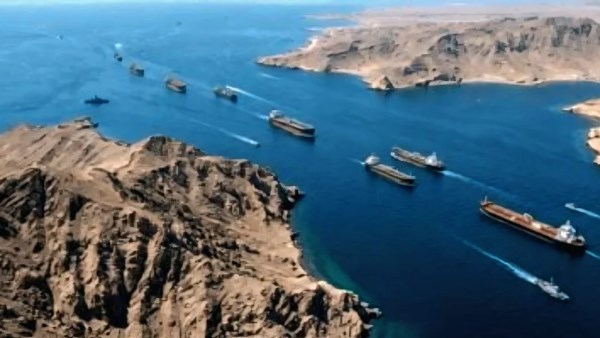 إيران تعلن تولي إدارة مضيق هرمز واتفاق مع واشنطن لتأمين الملاحة واستئناف التفتيش النووي