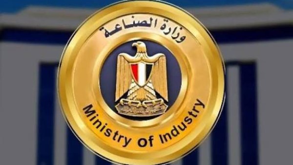 وزارة الصناعة تنفي تصريحات منسوبة لوزير الصناعة بشأن إنشاء 8 آلاف مصنع جديد وتعلن اتخاذ إجراءات قانونية