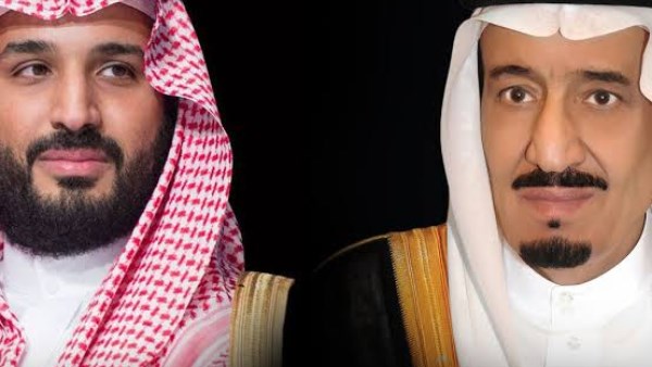 تعازي أمير وولي عهد الكويت للملك سلمان في ضحايا سقوط مروحية أرامكو برأس تنورة