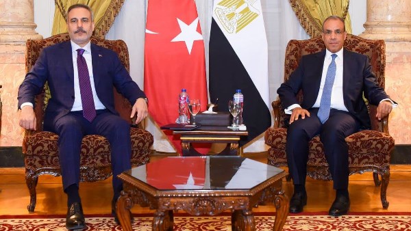 وزير الخارجية 