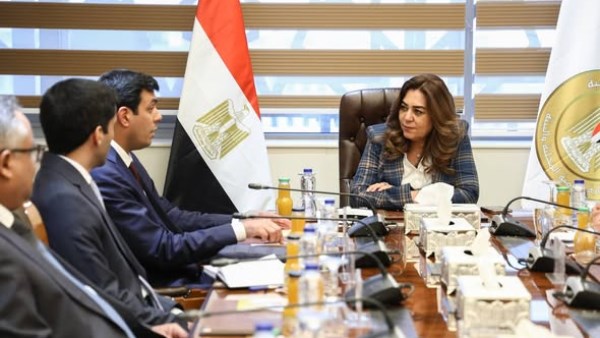 وزيرة التنمية المحلية والبيئة