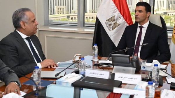 جانب من اجتماع اليوم 