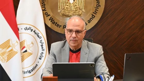 وزير الموارد المائية والري