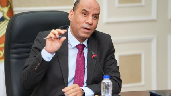 وزير العمل