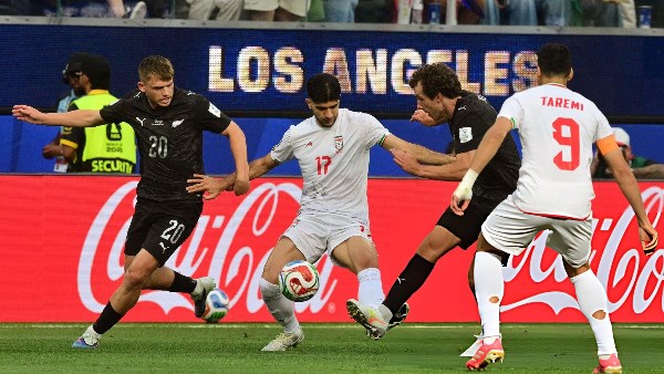 إيران ونيوزيلندا