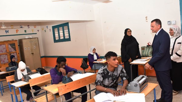 محافظ أسوان 