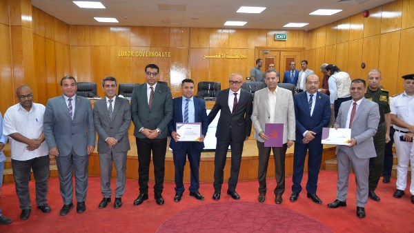 اجتماع المجلس التنفيذي لمحافظة الأقصر