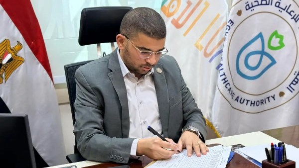 مدير فرع الرعاية الصحية بالأقصر