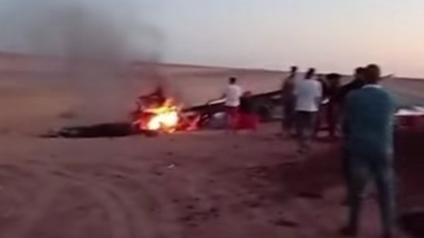 حريق ضخم يعطل الحركة المرورية بالواحات البحرية
