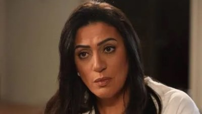 الفنانة وفاء صادق