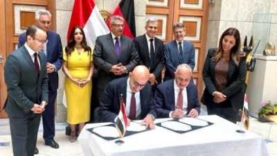 جانب من توقيع بروتوكولات تعاون