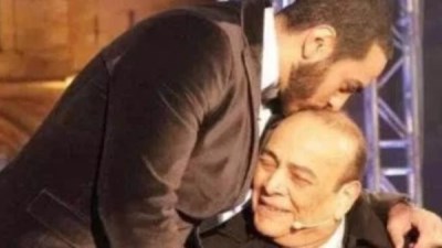 تامر حسني ووالده الراحل 