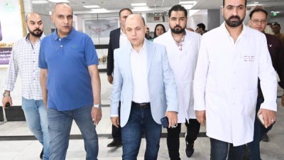 محافظ الغربية يتابع حادث خروج عربة قطار عن القضبان بمحطة محلة روح ويطمئن على المصابين