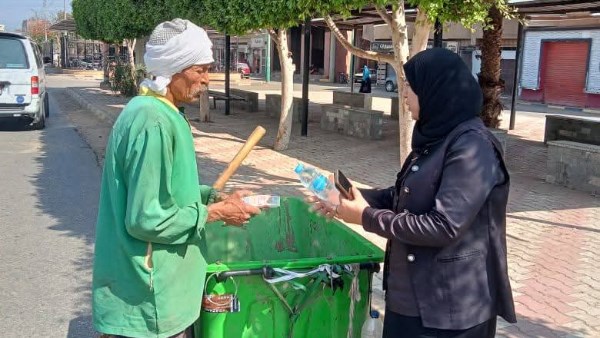 أثناء توزيع المياه
