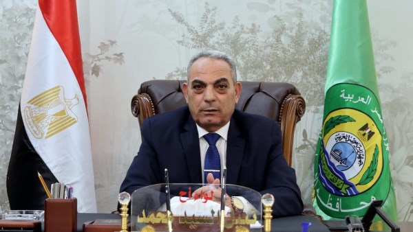 محافظ الاسماعيليه 