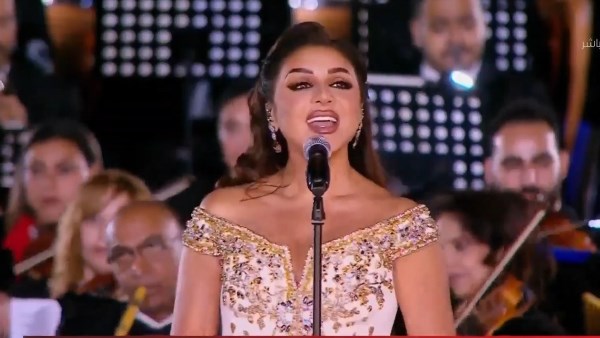 الفنانة أنغام