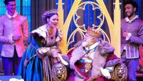  الفنانة إيمان رجائي  والفنان القدير يحيى الفخراني